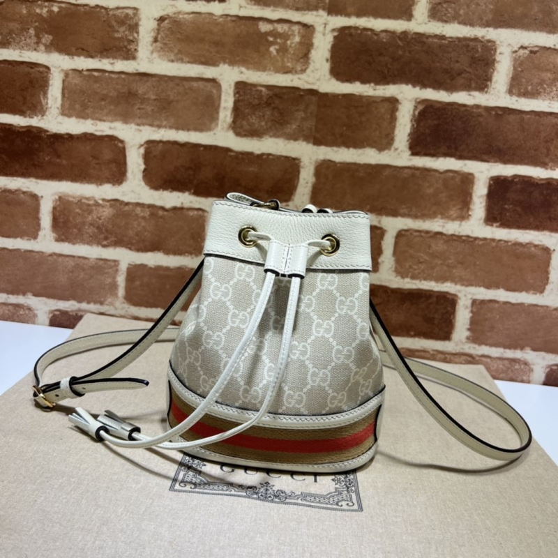 G*u*i bucket bags
